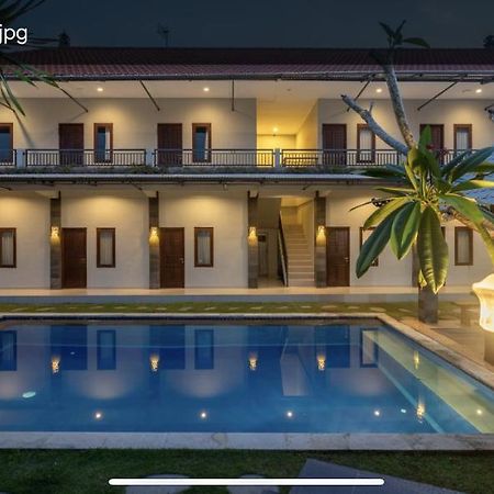 Cempaka Mas Guest House Canggu Eksteriør bilde